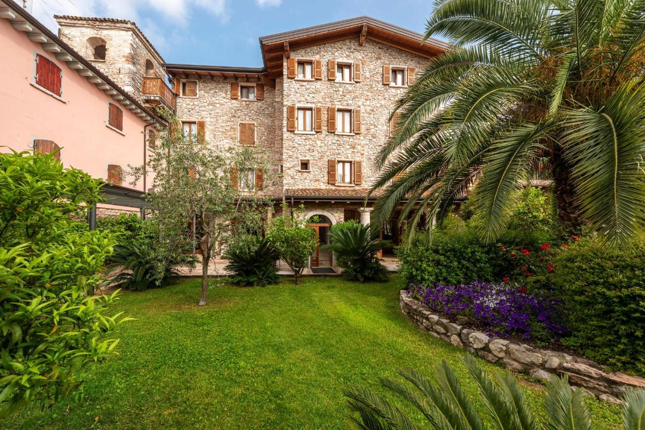 Antico Monastero Hotel